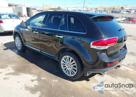 2013 Lincoln Mkx z USA, uszkodzony, nr VIN 2LMDJ8JK8DBL46458